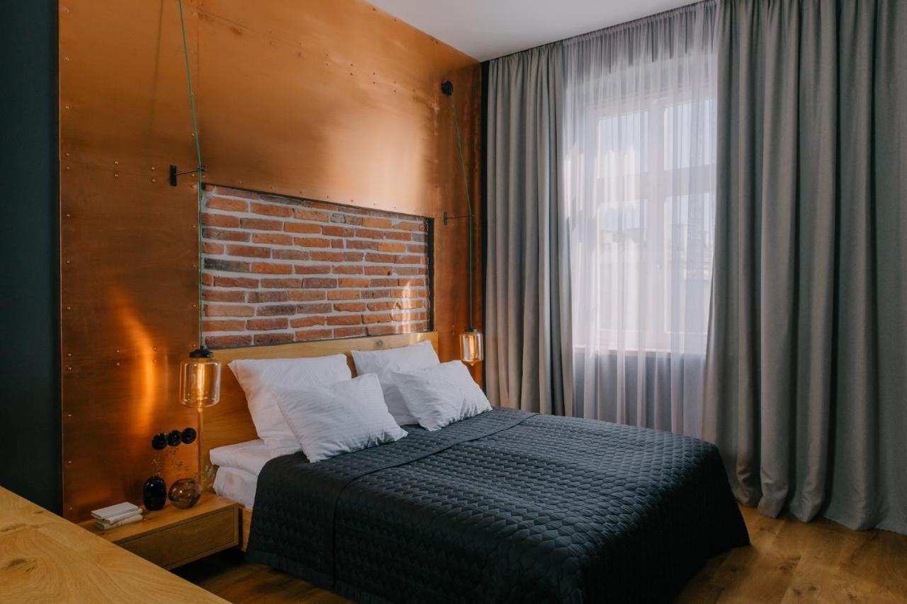Goldfinger 3-Bed Unique Apartment In The Heart Of Podgorze Cracóvia Exterior foto